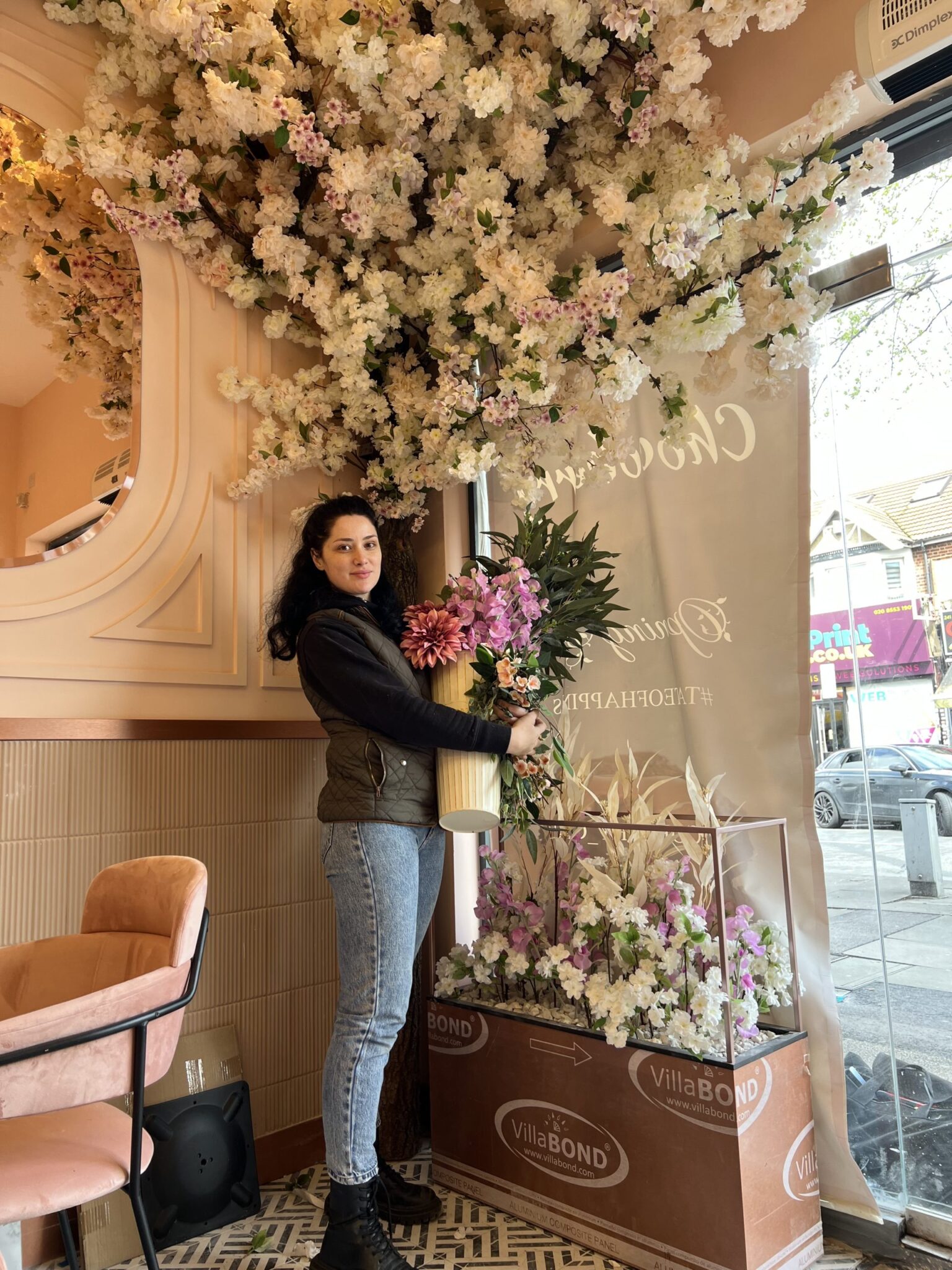 IVY CRUZ Flower Walls, Floral Arrangements | Commercial and Functions