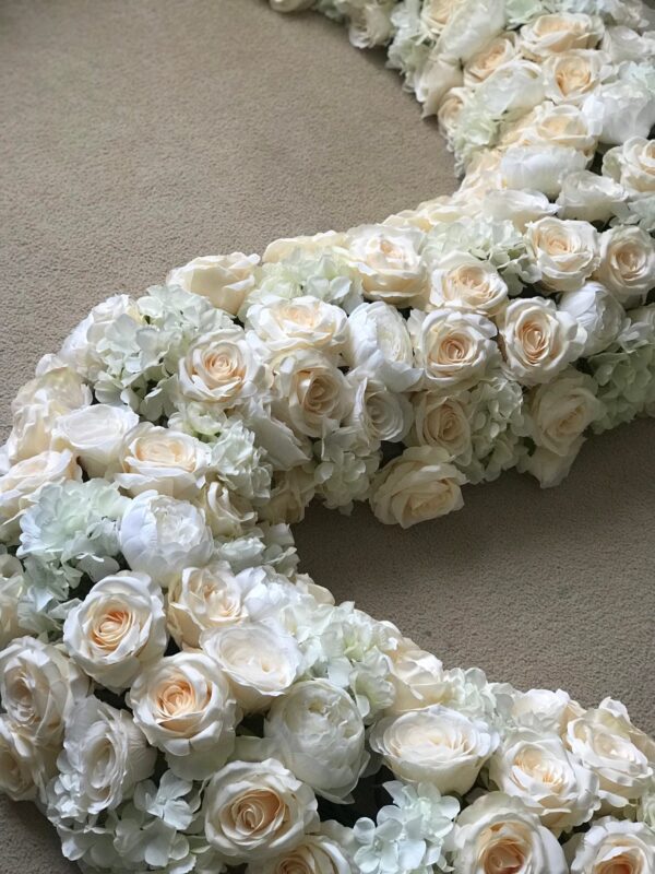 Luxe Cream and Ivory Flower Garland Runner - Image 4