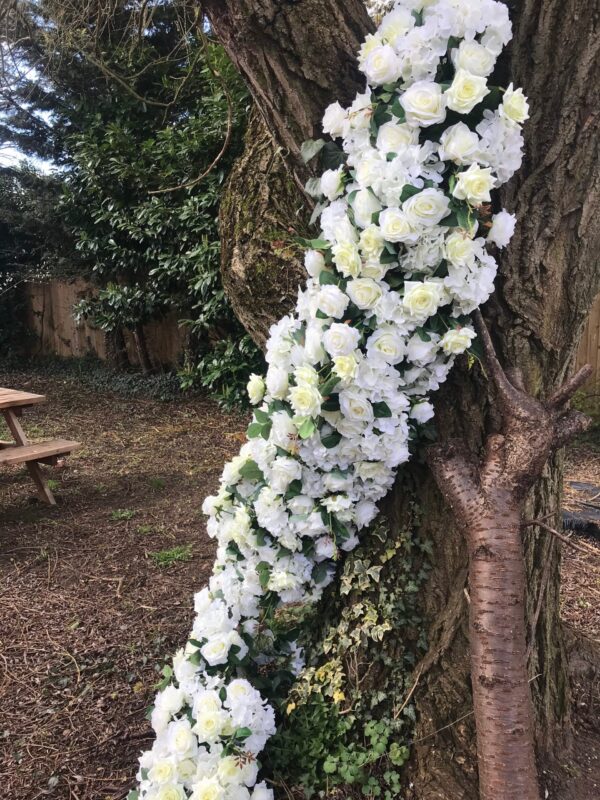 Large White Roses Wedding Flower Garland - Image 3