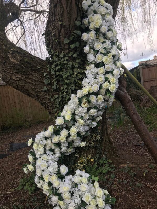 Large White Roses Wedding Flower Garland - Image 4