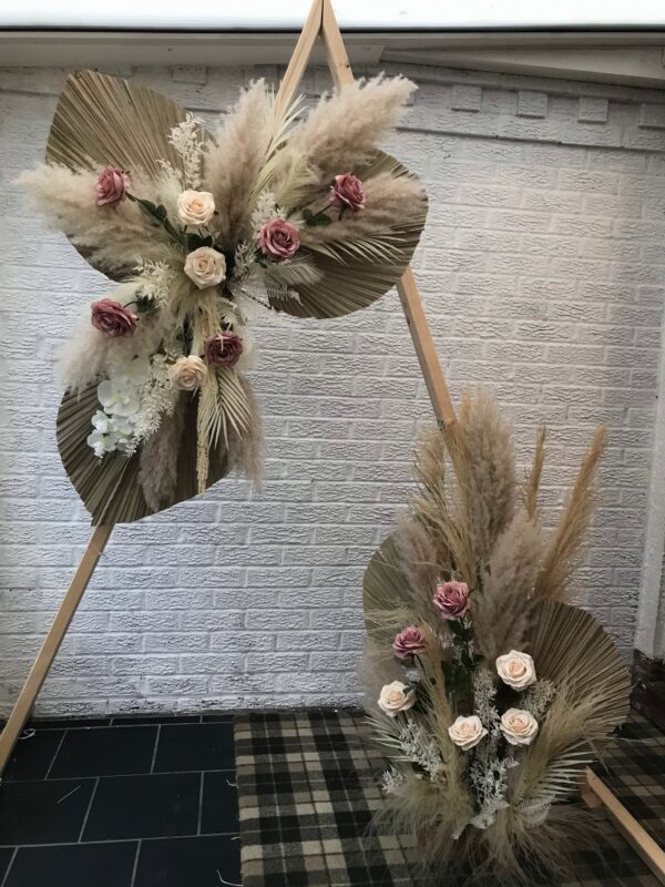 Pampas Flower Arch Arrangement Set - Image 7