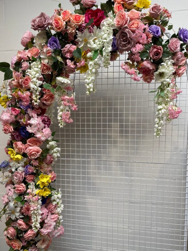 Bright Coloured Wisteria Roses Flower Garland - Image 3