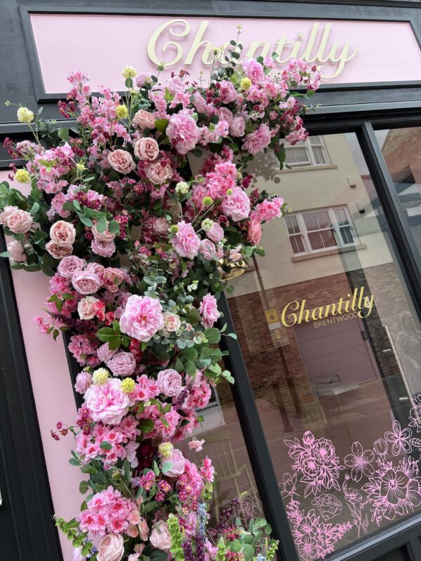 LUXE Pink Shop Flower Garland - Image 6