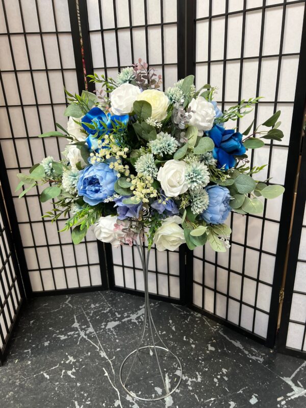 Navy White Wedding Centrepiece - Image 3