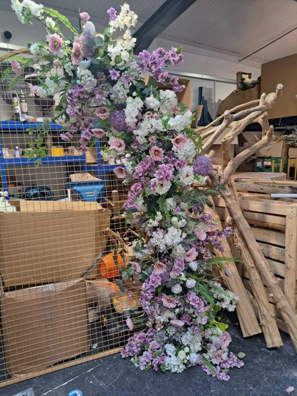 Lilac Silk Flower Garland - Image 2