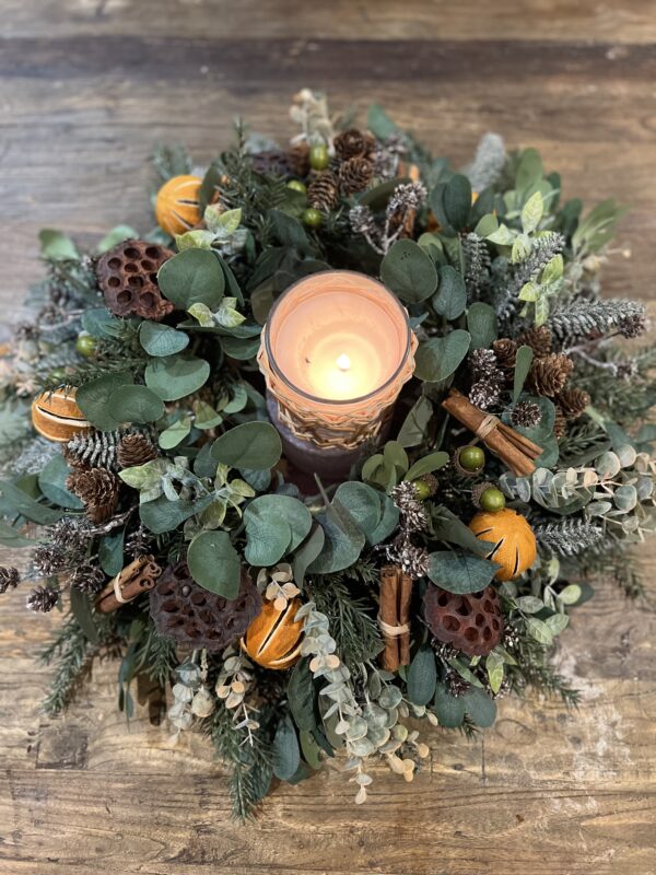 Farmhouse Christmas Table Centrepiece - Image 4