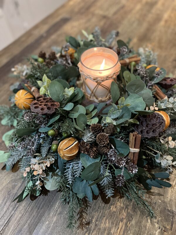 Farmhouse Christmas Table Centrepiece - Image 3