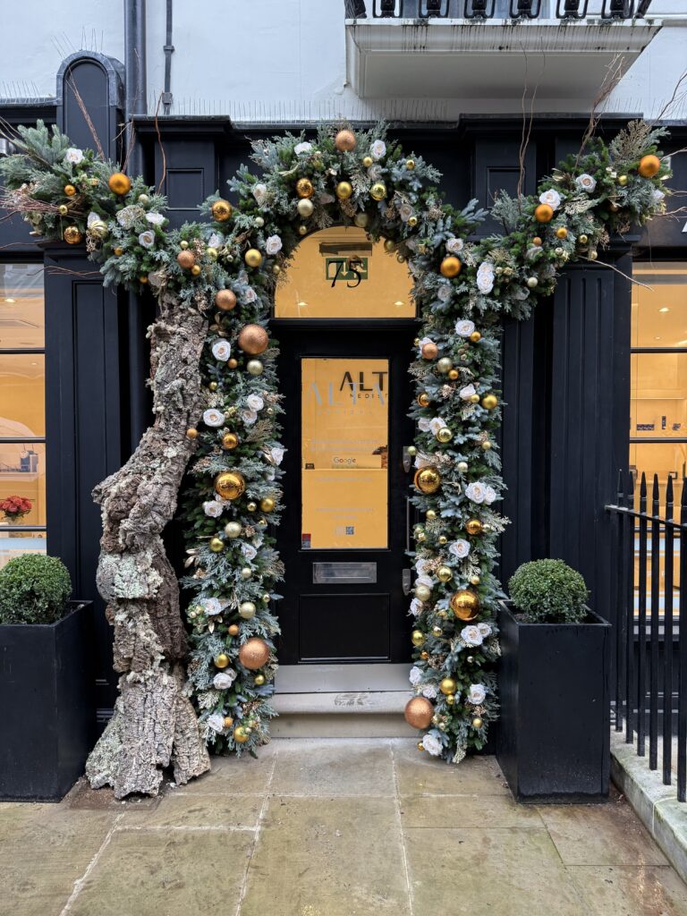 christmas doorway flower garland