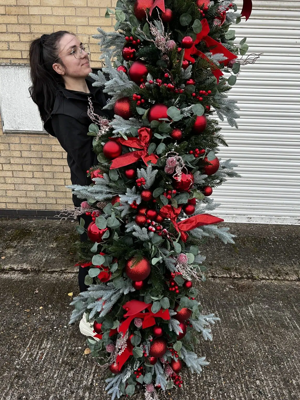 IVY CRUZ Flower Walls, Floral Arrangements | Commercial and Functions Shop Doorway Red Christmas Garland - Image 4