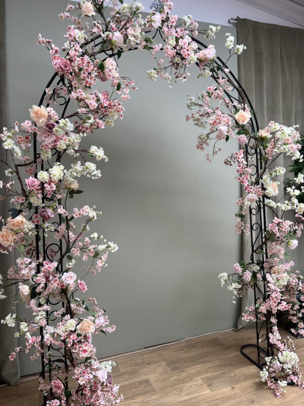 Vintage Pink Flower Garland - Image 5