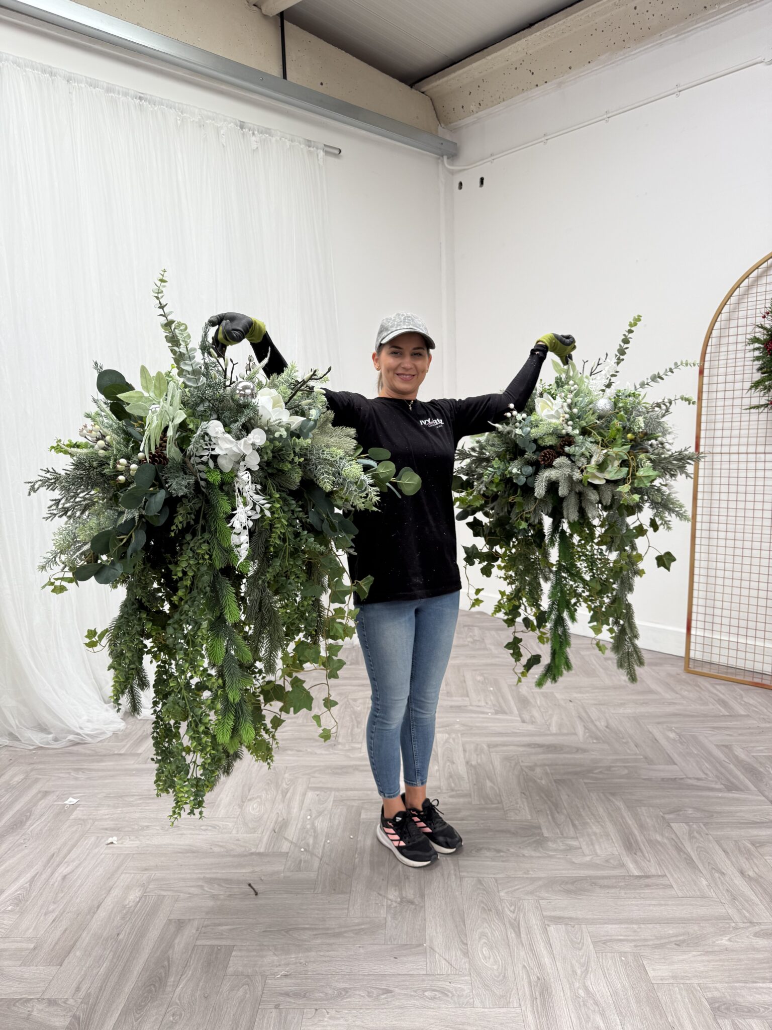 IVY CRUZ Flower Walls, Floral Arrangements | Commercial and Functions XL Frosty Winter Hanging Artificial Flower Basket