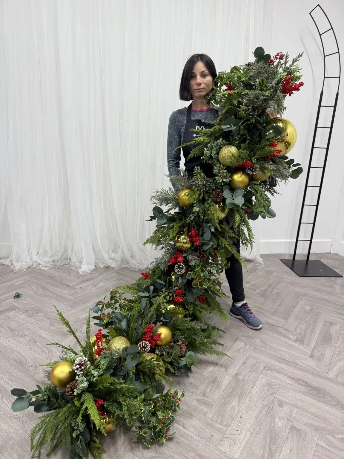 IVY CRUZ Flower Walls, Floral Arrangements | Commercial and Functions Traditional Gold & Red Christmas Doorway Garland - Restaurant Doorway Decor - Image 9