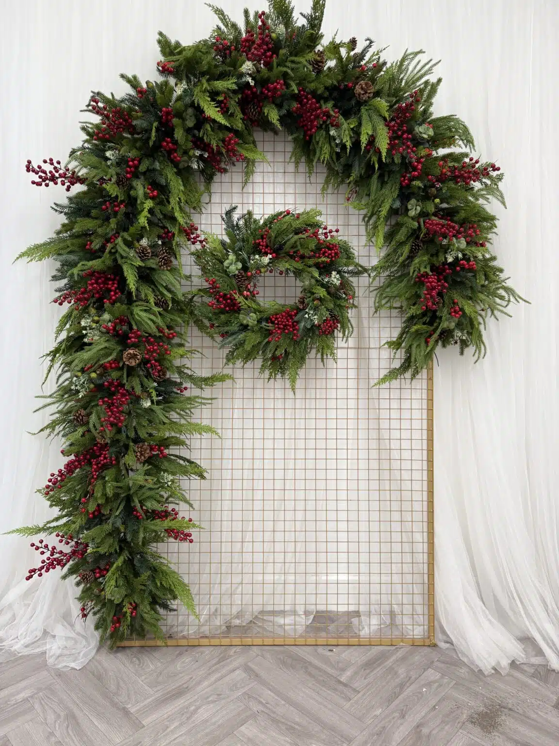 IVY CRUZ Flower Walls, Floral Arrangements | Commercial and Functions Red Berry Christmas Garland & Wreath Set