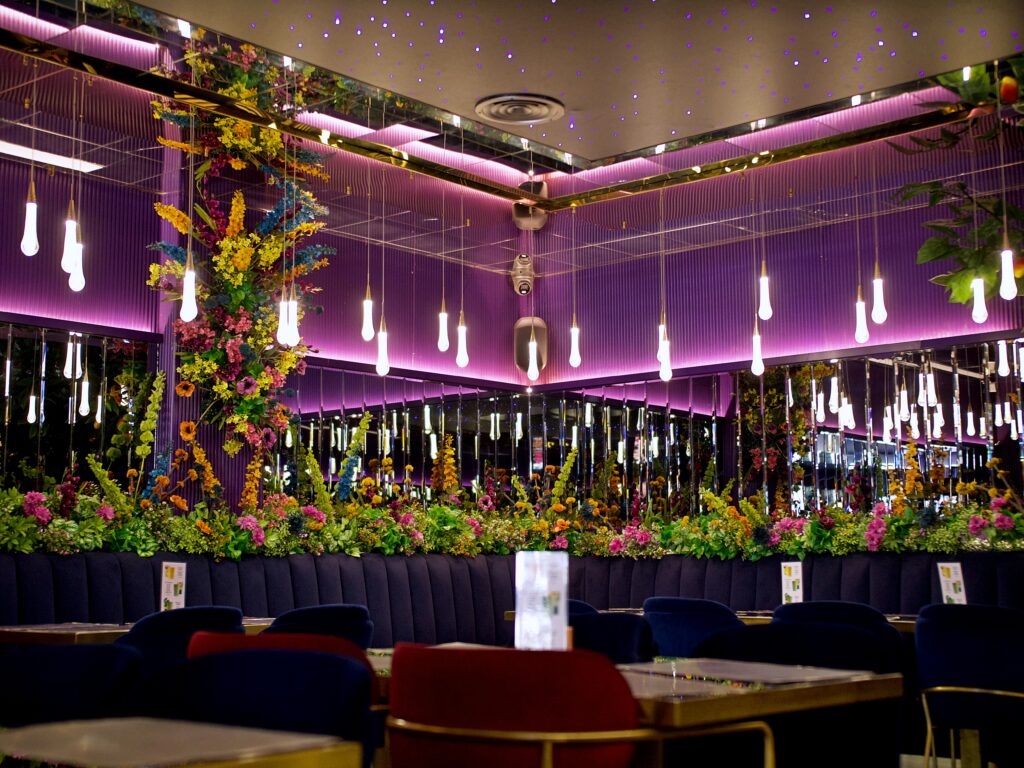 Amiri Lounge Ealing - P1422711
