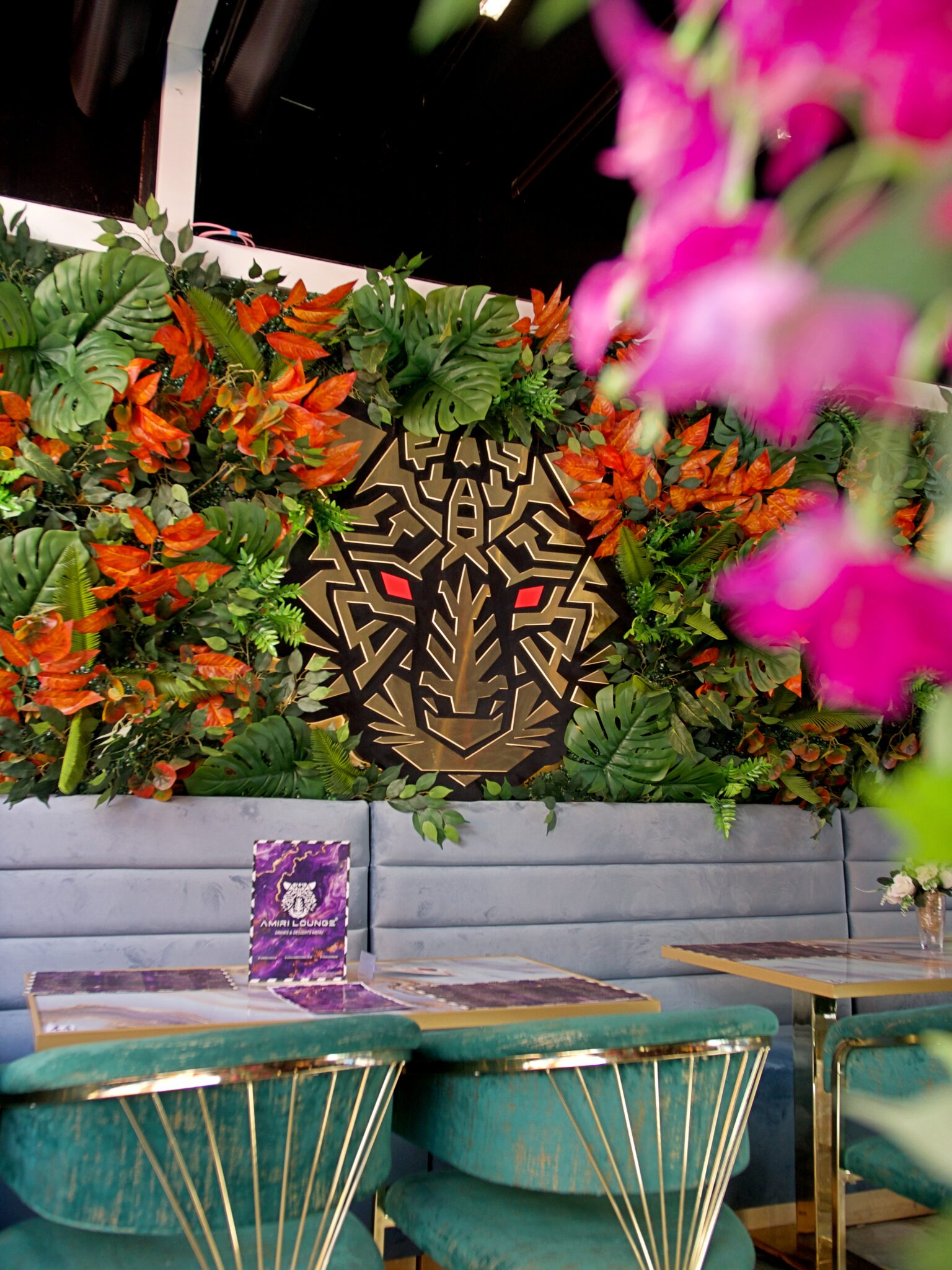 Amiri Lounge Ealing - P1422744