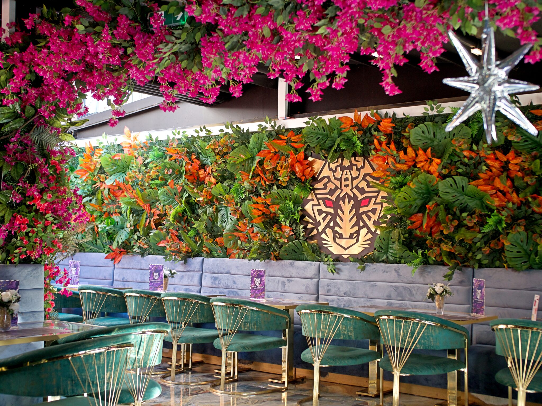 Amiri Lounge Ealing - P1422754