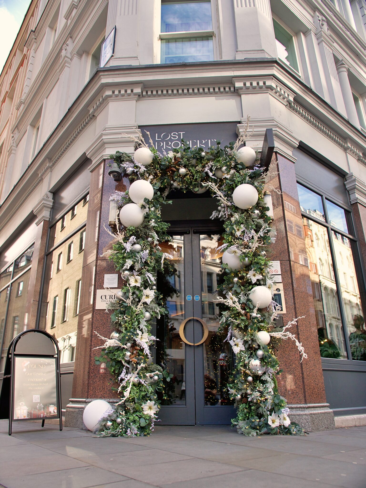 Lost Property - P1433114