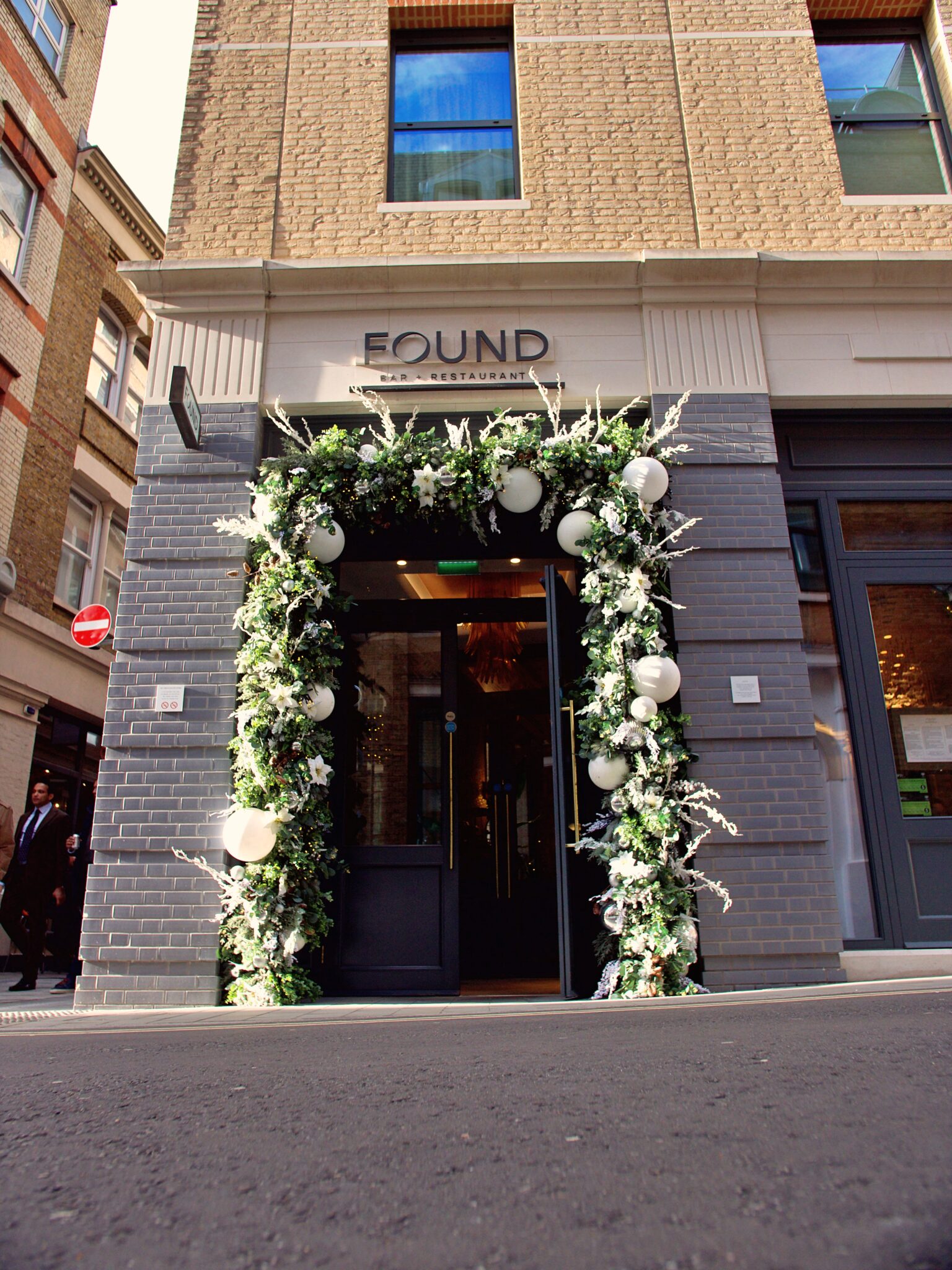 Lost Property - P1433134