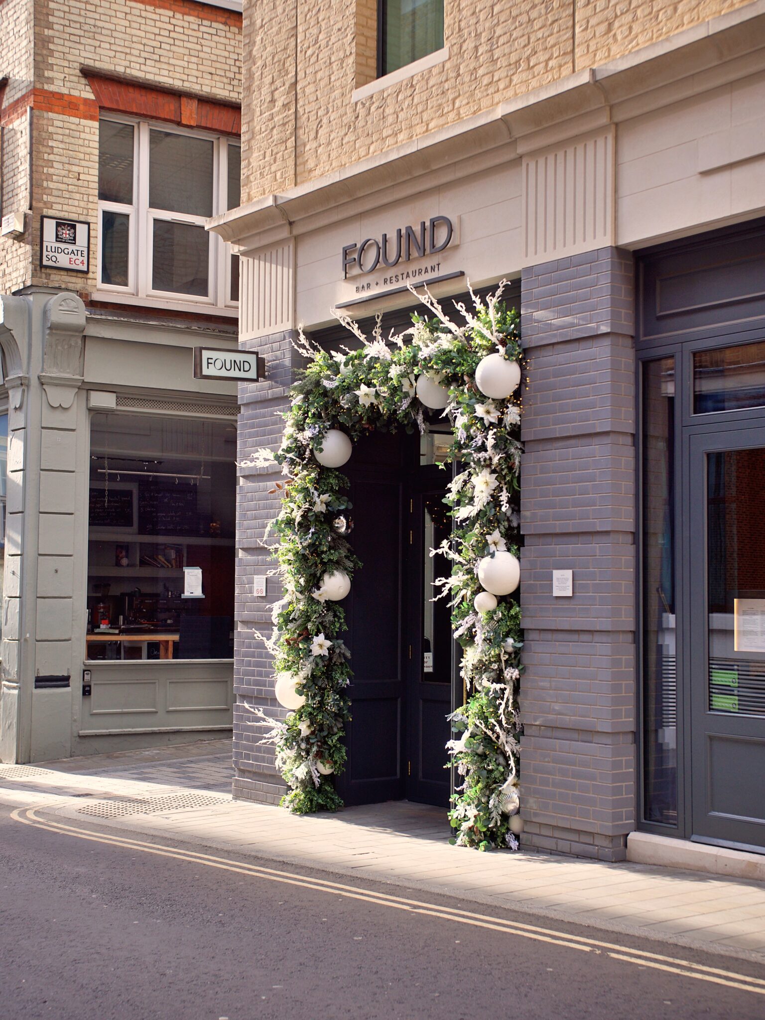 Lost Property - P1433159