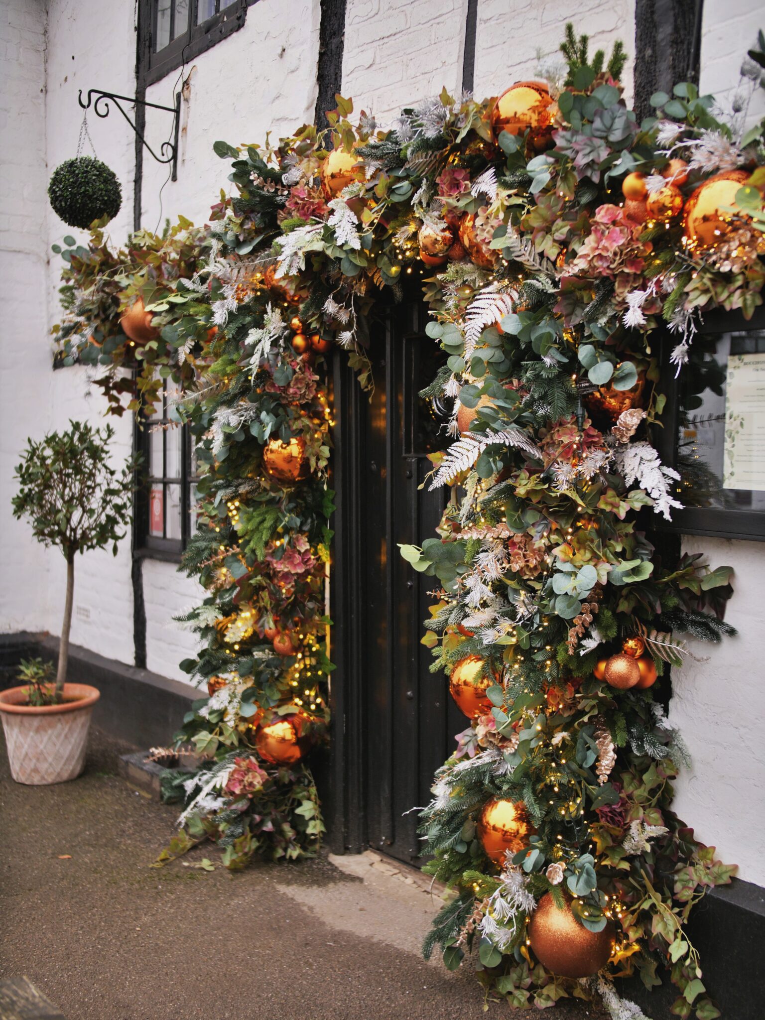 The Crown at Bray - P1433336