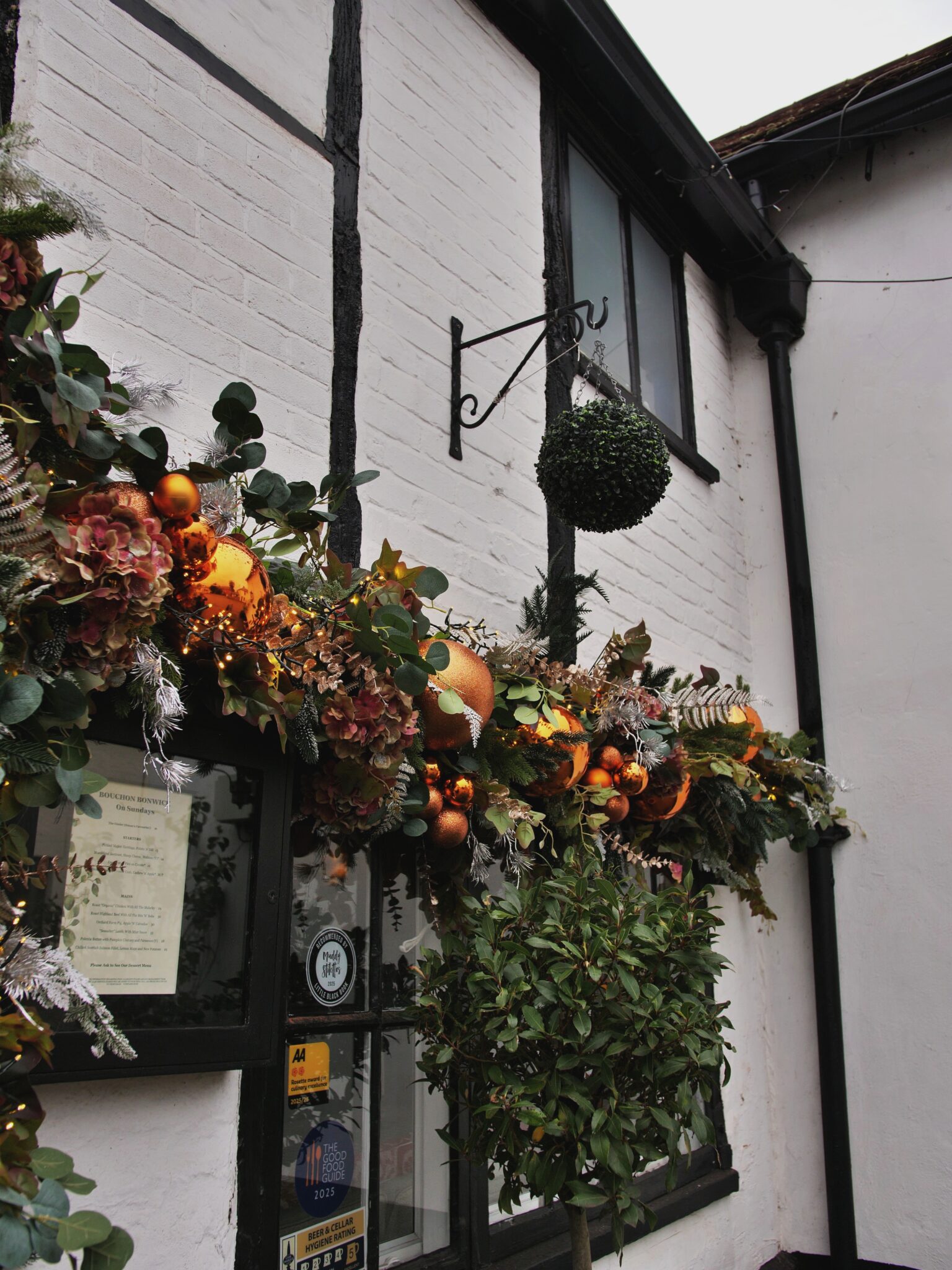 The Crown at Bray - P1433463