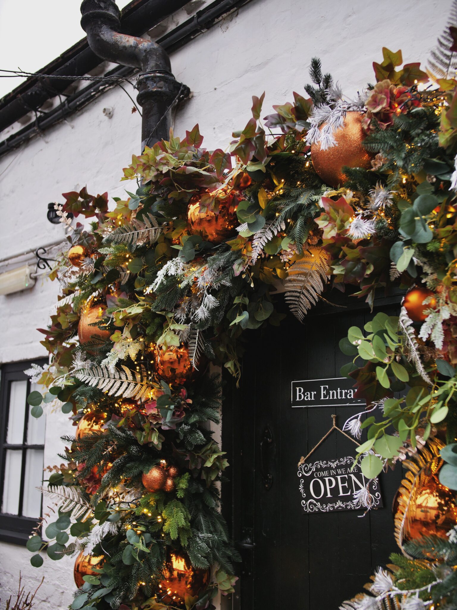 The Crown at Bray - P1433476